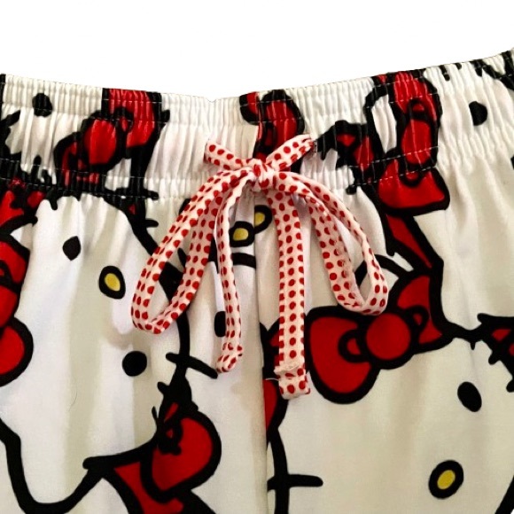 NEW Hello Kitty Sleeping Pajama Shorts Size Small - Picture 9 of 12